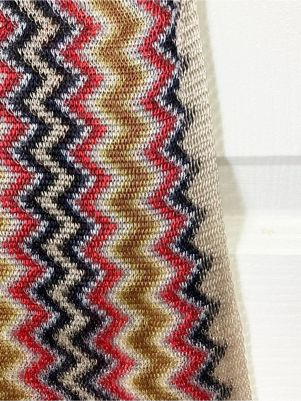 MISSONI Scarf 14.4”x81” ITALY Chevron ZigZag Fringe Knit Multicolor